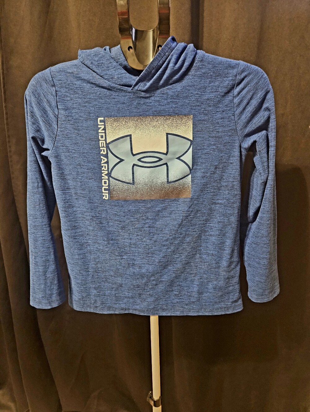 Boys Under Armor Pull over Hoodie